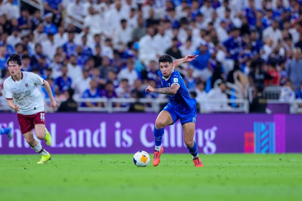 莱昂纳多：我母亲在ICU住了两个月 打入制胜球时我两腿都在抽筋