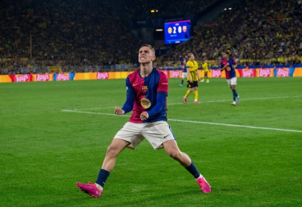 解约金5亿欧！每体：巴萨若收到高额报价，愿出售22岁费尔明