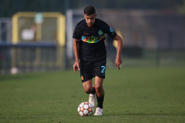 国米免费租借还另付奖金！米体：卡博尼将以特殊方式加盟热那亚