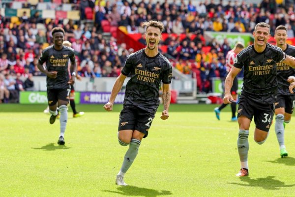 记者：阿森纳愿听取维埃拉的报价，球员预计将参加枪手季前练习