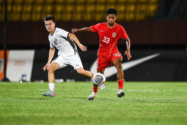 王非尼亚：罚失十二码球很对不起球迷和队友 下场对韩国会全力争胜