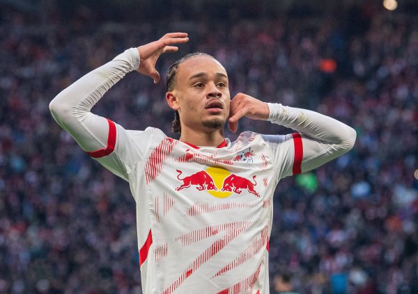 记者：莱比锡尚未收到给西蒙斯的报价，切尔西与球员接近达成协议