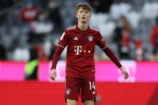 德天空：埃因霍温加入对万纳尔争夺，球员离开拜仁可能性越来越大