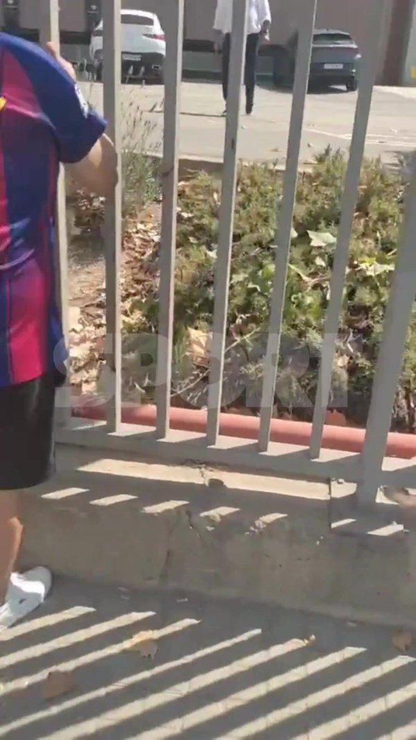 拉波尔塔回应球迷：我们现在就注册霍安-加西亚