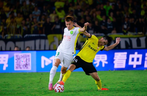 何宇鹏发文：终于重回我挚爱的绿茵场，能为国安射门真的很幸福