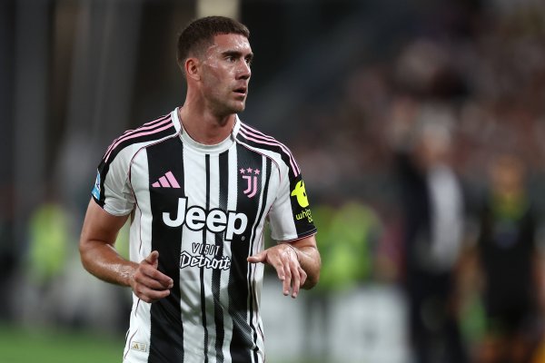 记者：弗拉霍维奇坚守  要拿自己应得的1200万欧年薪，今夏转会很难