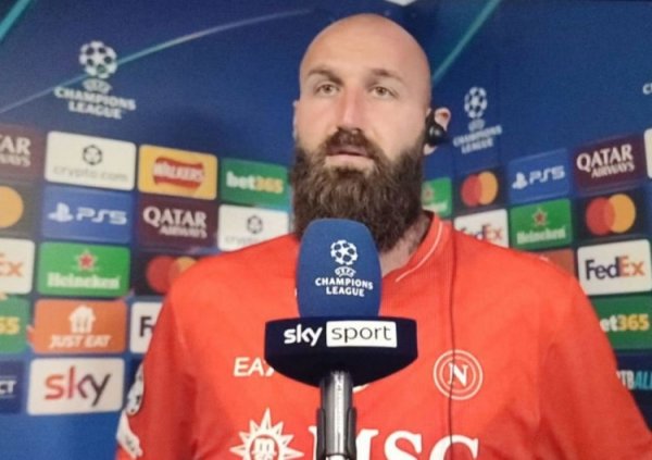 V-米林科维奇：我们少一人坚守  70分钟，若11打11会怎么样我也不知