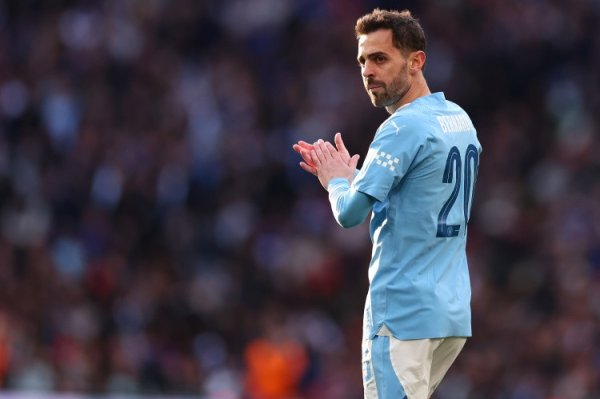 英媒: B席考虑明夏自由身加盟沙特联 获胜  考虑未来签B费