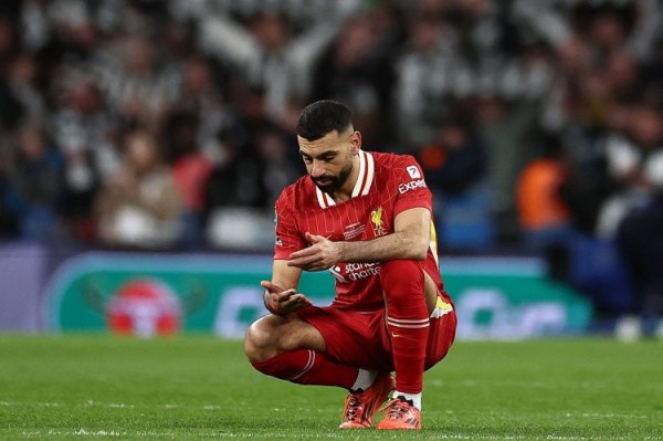 萨拉赫本赛季对水晶宫数据: 4次射球  0得分  , 错失2次重大机会+失点