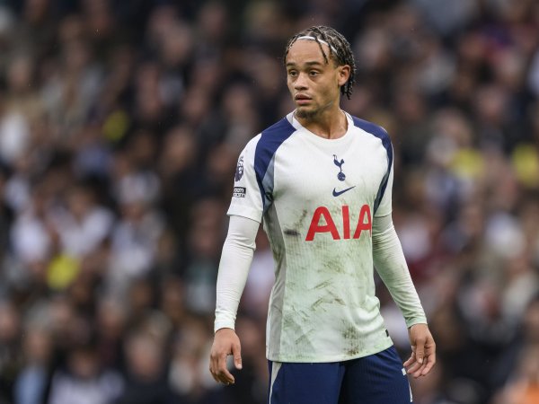 西蒙斯欧冠单场创造3次重大机会，2016-2017赛季之后热刺球员最多