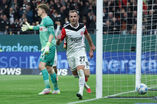 法兰克福总监：冬天会与格策谈未来，他为我们的成功做出巨大贡献