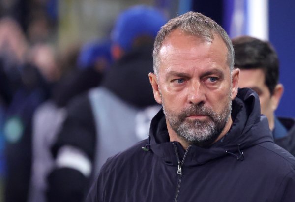 世体：弗里克对球队防卫  不满意，造越位违例  数较上赛季大幅下滑