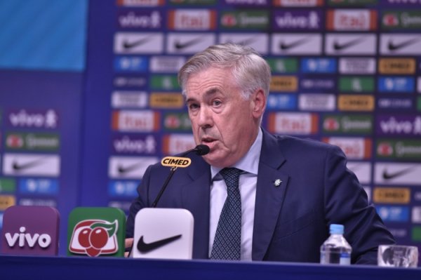 安帅：巴西队世界杯赛  的目标就是夺魁  ，我们必须把这个目标记在心里